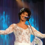 Show de Simone na orla de Atalaia marcará a virada de ano em Aracaju - Fotos: site oficial da cantora
