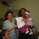 Mulheres gestantes e com recémnascidos concluem curso de cabeleireiro - Fotos: Ascom/Fundat