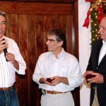 Prefeito homenageia Carlos Brito e Carlos Pinna com medalhas dos 150 anos de Aracaju - Fotos: Márcio Dantas