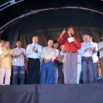 Comunidade do São Carlos recebe com festa a praça João Paulo II - Fotos: Márcio Dantas