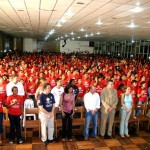 Prefeito participa da aula inaugural do ProJovem - Fotos: Márcio Dantas