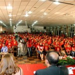 Prefeito participa da aula inaugural do ProJovem - Fotos: Márcio Dantas