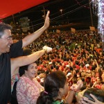 Prefeito participa da primeira noite do PréCaju 2006 na avenida - Fotos: Márcio Dantas