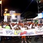 Bloco da Limpeza trabalha na Passarela da Alegria ao som do frevo - Fotos: Wellington Barreto