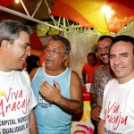 Prefeito entra na folia durante a terceira noite do PréCaju 2006 - Fotos: Márcio Dantas