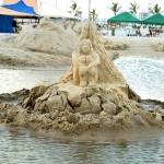 Obra da equipe de Gilvan Donato vence o concurso de escultura na areia - Escultura vencedora