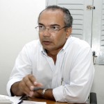 Crachás de identificação para comerciantes no Carnaju 2006 serão entregues na quinta - Antônio Carlos Mota