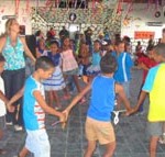 Baile carnavalesco da Semasc integra gerações atendidas nos programas sociais da PMA - Fotos: Ascom/Semasc