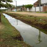 Moradores do loteamento Nova Liberdade satisfeitos com a limpeza de canais realizada pela PMA - Intervenção da PMA reduz os problemas