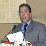 Prefeito levará mensagem da administração municipal à Câmara de Vereadores hoje - Foto: Márcio Dantas