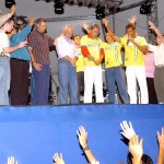 Prefeito e vice participam de show evangélico para comemorar aniversário de Aracaju - Fotos: Márcio Dantas
