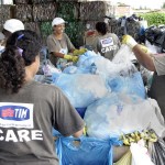 Excatadores de lixo integram com dignidade a Cooperativa de Agentes de Reciclagem de Aracaju - Fotos: Silvio Rocha