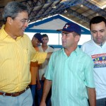 Prefeito participa de assinaturas de contratos para reinstalação da CEF e construção de casas em N. Sra da Glória - Fotos: Márcio Dantas
