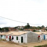 Entrega de casas próprias pela PMA gera satisfação a famílias - Fotos: Wellington Barreto