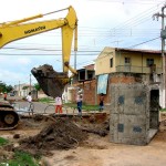 Emurb implanta infraestrutura em rua da Coroa do Meio - Fotos: Meme Rocha