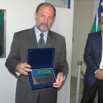 Secretário chefe de gabinete representa prefeito em solenidade de implantação de Centro Jair Meneguelli - Fotos: Sílvio Rocha