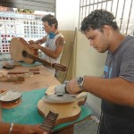 Oficina de Lutheria iniciará produção de violões e cavaquinhos - Fotos: Sílvio Rocha