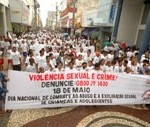 Chuvas não inibiram manifestação de combate à violência infantojuvenil  - Fotos: Sílvio Rocha