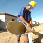 Casas construídas na Coroa do Meio pela Prefeitura contam com estrutura reforçada - Fotos: Sílvio Rocha