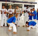 Adolescentes atendidos pelo ´Criança Cidadã´ se apresentam à comunidade universitária da Unit - Fotos: Wellington Barreto