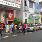Milhares de pessoas buscam senhas para inscrições no PAR - Fotos: Ascom/Fundat