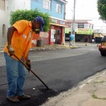 Emurb pavimenta rua no Pereira Lobo e recupera vias da Orlinha da Coroa do Meio - Fotos: Pedro Leite