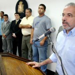 Prefeito sanciona lei que impede cobrança em estacionamentos - Fotos: Márcio Dantas