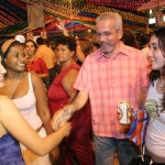 População agradece ao prefeito pela qualidade do Forró Caju 2006 - Fotos: Márcio Garcez