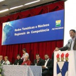 Prefeito participa de solenidade de assinatura de convênio entre Petrobras e UFS - Fotos: Wellington Barreto