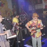 Geraldo Azevedo sobe ao palco Luiz Gonzaga - Fotos: Lindivaldo Ribeiroe Márcio Garcez