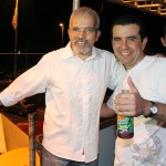 Prefeito visita camarins de Geraldo Azevedo e da banda Xote Baião - Fotos: Márcio Garcez