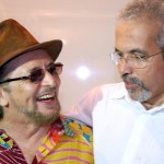 Prefeito visita camarins de Geraldo Azevedo e da banda Xote Baião - Fotos: Márcio Garcez