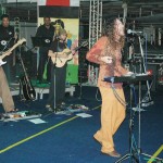 Cantor e compositor Silvério Pessoa se apresenta no Forró Caju - Silvério Pessoa anima forrozeiros