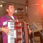 Acaba de subir ao palco Gerson Filho o Trio Originais do Ritmo  - Fotos: Silvio Rocha