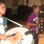 Acaba de subir ao palco Gerson Filho o Trio Originais do Ritmo  - Fotos: Silvio Rocha