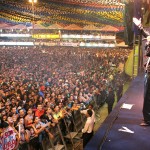 Cavaleiros do Forró agita o público no palco Luiz Gonzaga  - Cavaleiros anima multidão no Forró Caju
