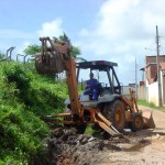 Emurb pavimenta rua em loteamento do bairro 18 do Forte - Fotos: Pedro Leite