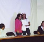 Adolescentes inseridos no Programa Jovem Aprendiz recebem certificado de conclusão de curso - Fotos: Ascom/Semasc