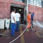 Comerciantes elogiam limpeza geral realizada no mercado Albano Franco -
