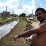 Emsurb executa serviço de limpeza em canais no Nova Liberdade e no Augusto Franco - Fotos: Ascom/Emsurb