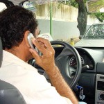 SMTT renova alerta sobre riscos de uso do celular no trânsito  - Fotos: Wellington Barreto