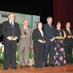 Prefeito participa da entrega de premiação oferecida pela Acese - Fotos: Lúcio Telles
