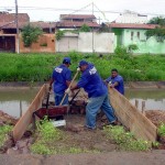 Emurb implanta passarelas no Conjunto Santa Lúcia - Fotos: Meme Rocha