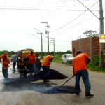 Emurb recupera pista de acesso ao bairro Santa Maria - Fotos: Meme Rocha