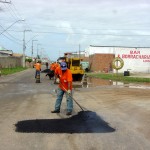 Emurb recupera pista de acesso ao bairro Santa Maria - Fotos: Meme Rocha