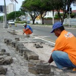 Emurb recupera calçada ao longo da avenida Ivo do Prado - Fotos:Pedro Leite