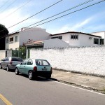 Donos de terrenos baldios irregulares são notificados pela Emsurb na capital - Fotos: Márcio Garcez