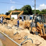 Emurb continua o serviço de drenagem na Atalaia - Fotos: Wellington Barreto