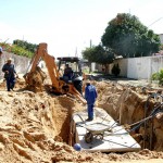 Emurb continua o serviço de drenagem na Atalaia - Fotos: Wellington Barreto