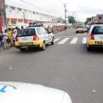 Agentes da SMTT organizam tráfego durante desfile cívico das escolas municipais - Fotos: Márcio Garcez